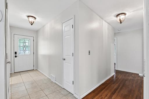 3213 W Old Shakopee Road, Minneapolis, MN 55431