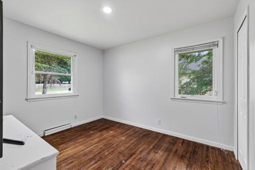 3213 W Old Shakopee Road, Minneapolis, MN 55431