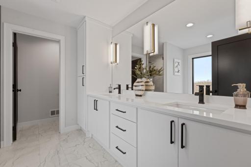 2643 Timber Oaks Road SW, Rochester, MN 55902