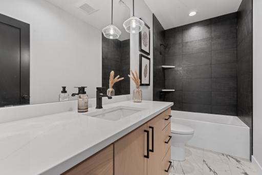 2643 Timber Oaks Road SW, Rochester, MN 55902