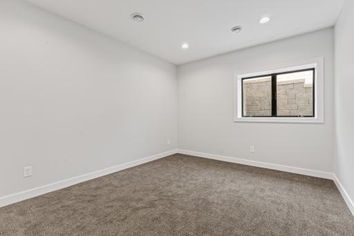 2643 Timber Oaks Road SW, Rochester, MN 55902