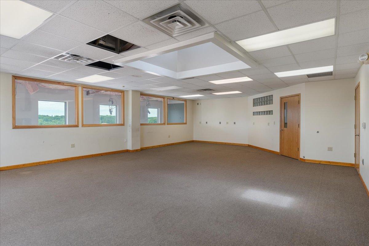 22-Office Space.jpg