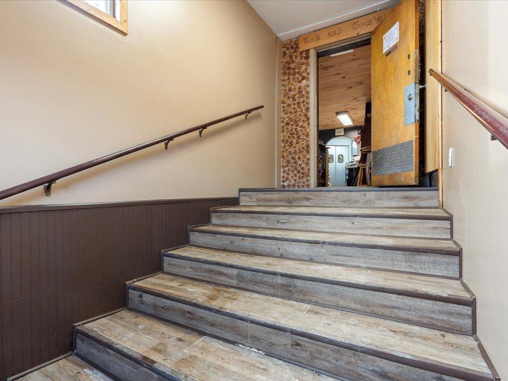 Entrance.jpg