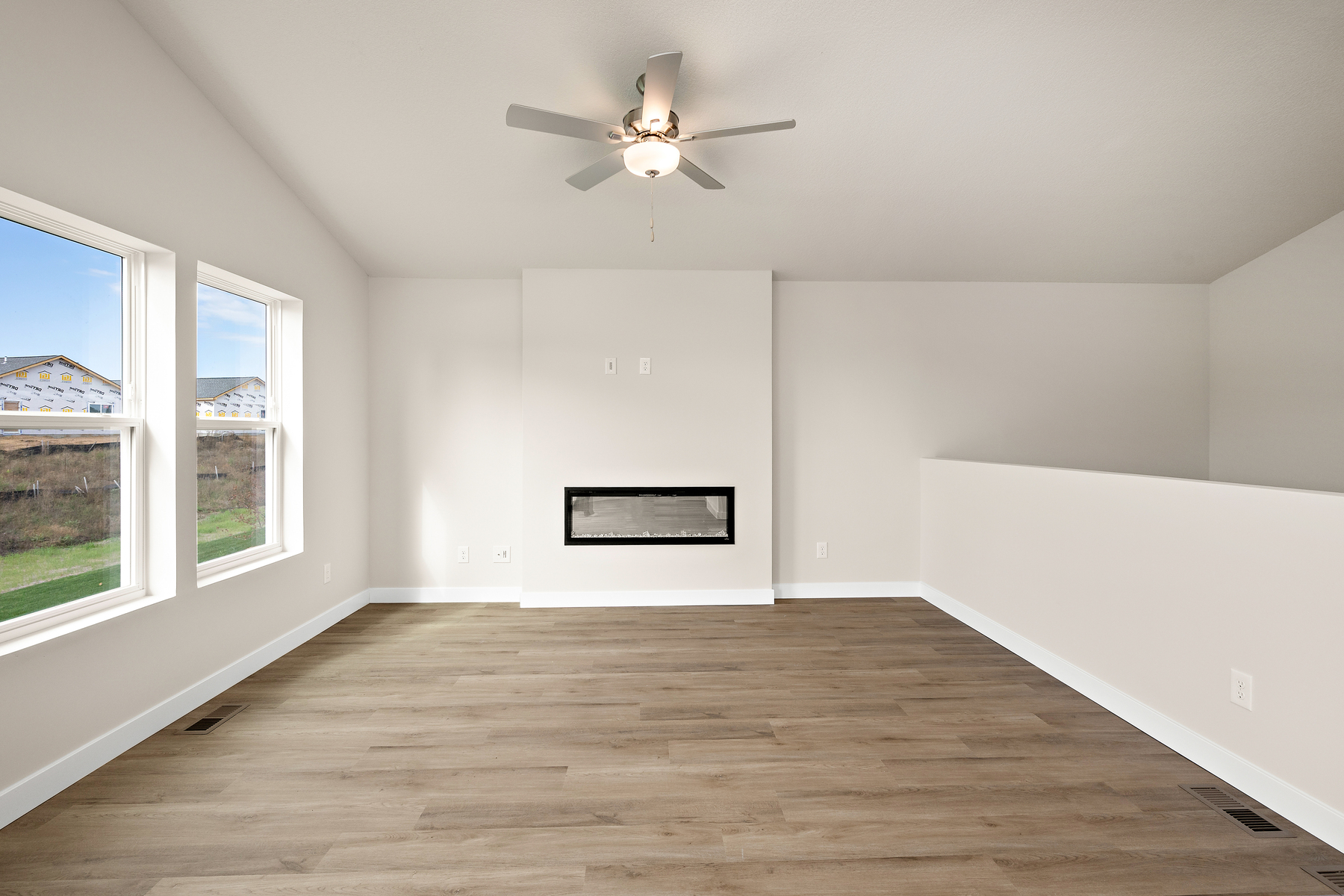 Locke Living Room 2 R.png