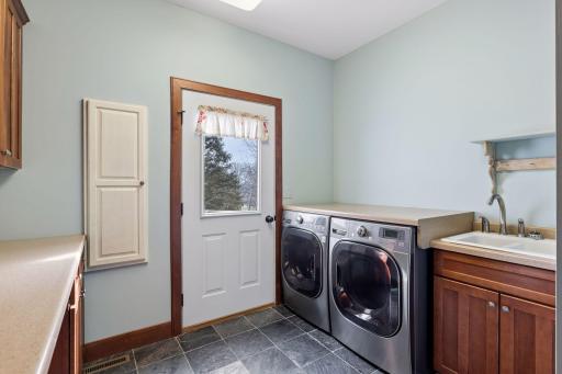 1595 River Shore Drive, Hastings, MN 55033