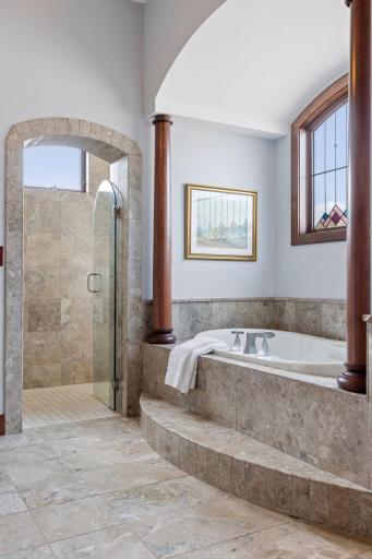 1595 River Shore Drive, Hastings, MN 55033