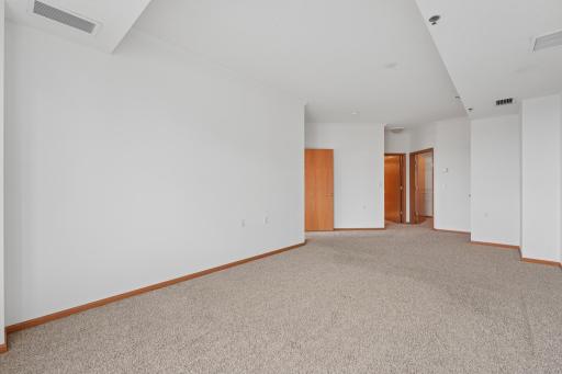 6600 Lyndale Avenue S, 402, Minneapolis, MN 55423