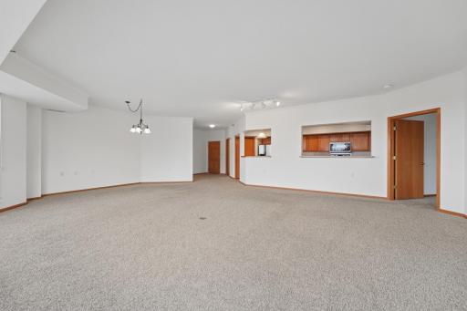 6600 Lyndale Avenue S, 402, Minneapolis, MN 55423