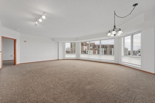 6600 Lyndale Avenue S, 402, Minneapolis, MN 55423