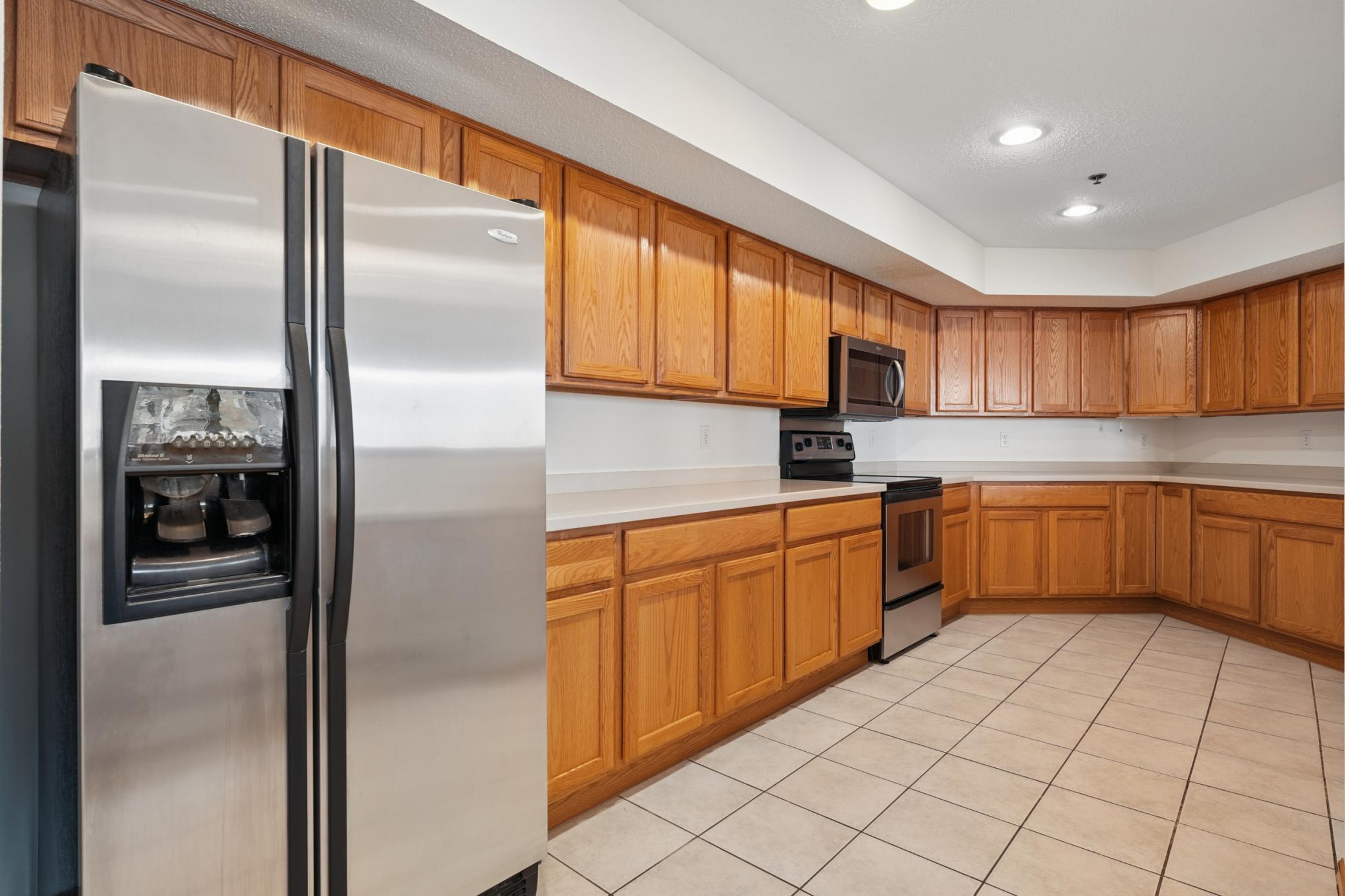 6600 Lyndale Ave S 402 013_xKTu.jpg