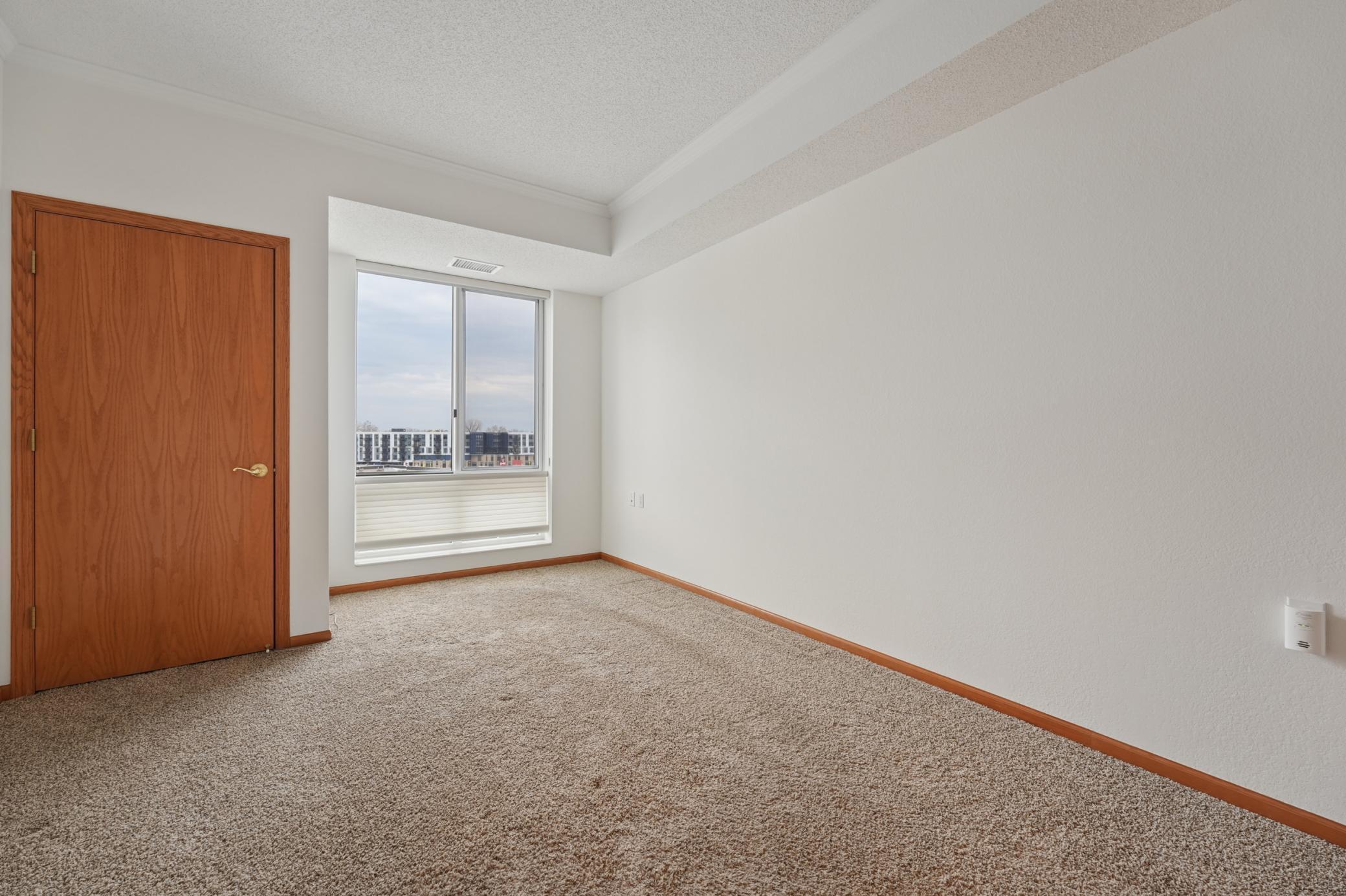 6600 Lyndale Ave S 402 016_zCf2.jpg