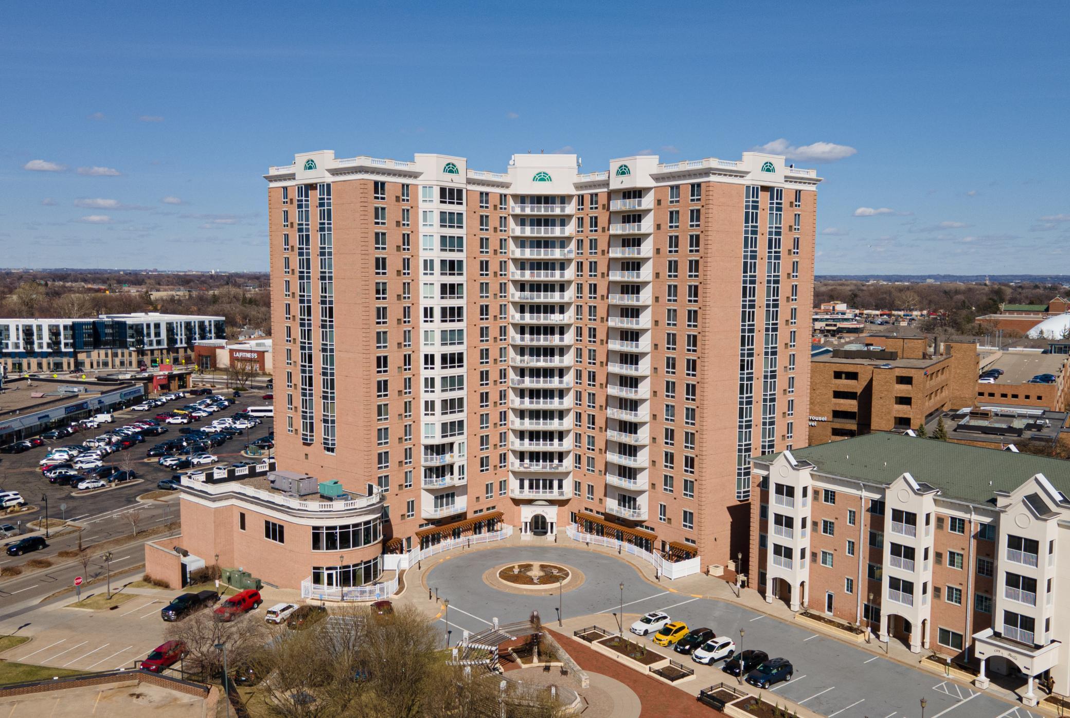 6600 Lyndale Ave S - Amenities_8.jpg