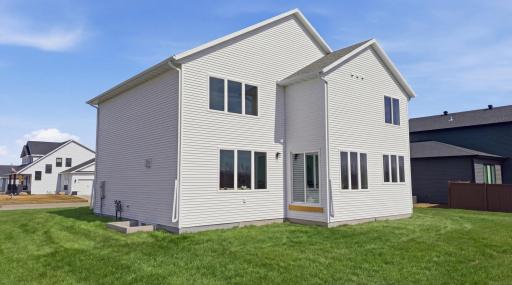 1572 75th Avenue S, Fargo, ND 58104