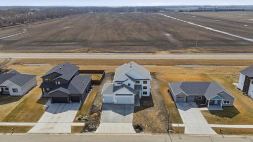 1572 75th Avenue S, Fargo, ND 58104
