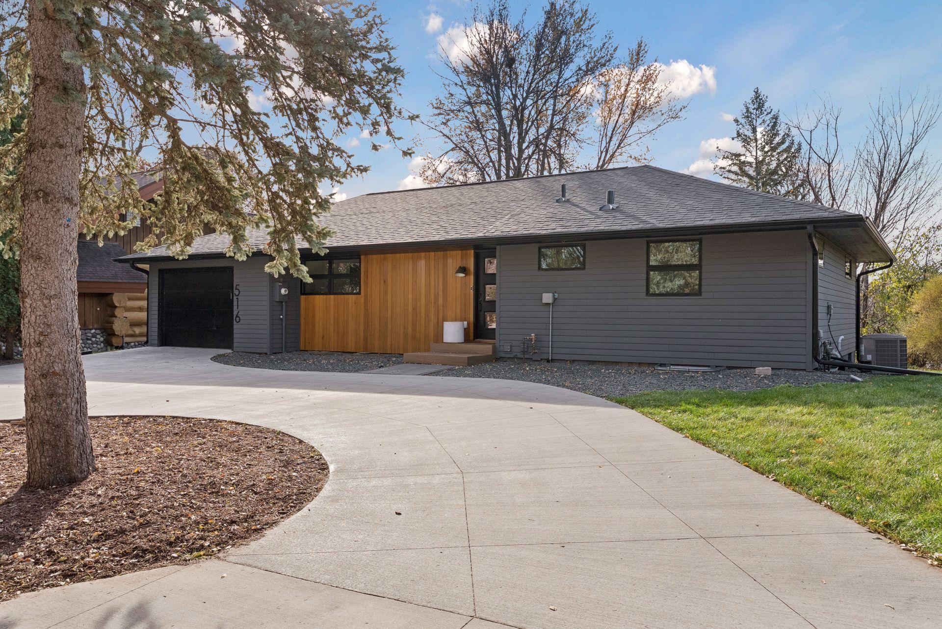 Large Concrete Circle Drive