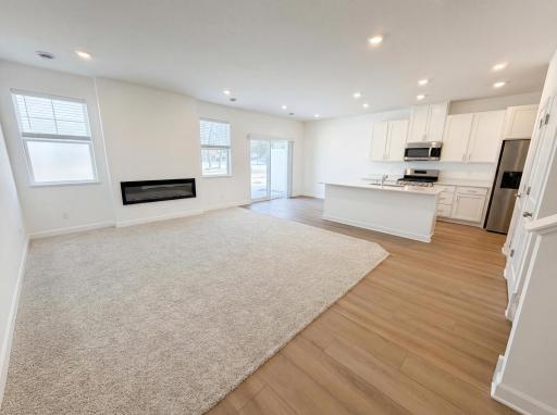 listing_2.jpg