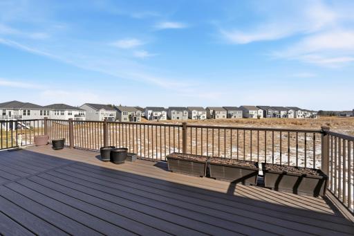 25'7" x 11'6" Trex Deck w/Low Voltage Lighting