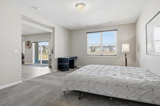 Bright W/O Lower Level