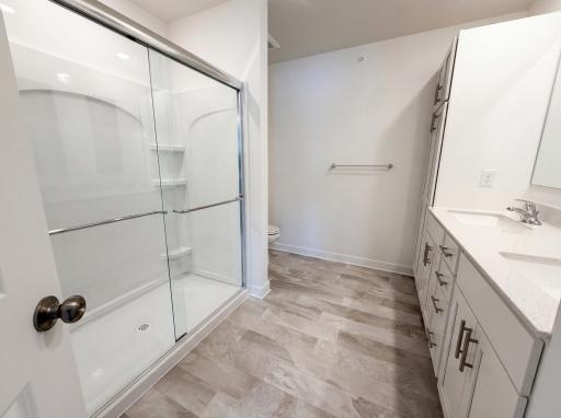 3092 Vanderbie Street, Saint Paul, MN 55117