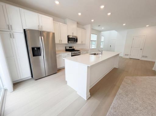 3092 Vanderbie Street, Saint Paul, MN 55117