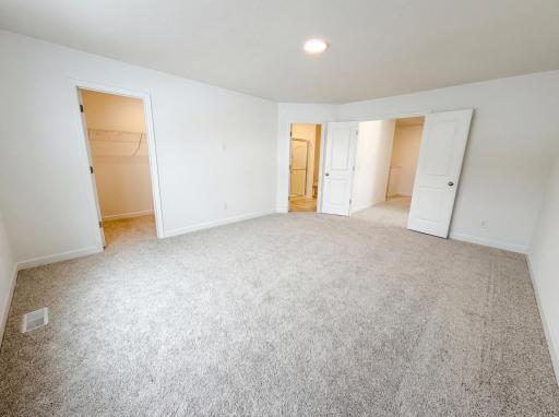 3092 Vanderbie Street, Saint Paul, MN 55117