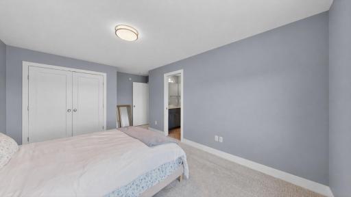 4933 Riley Lane SW, Rochester, MN 55902