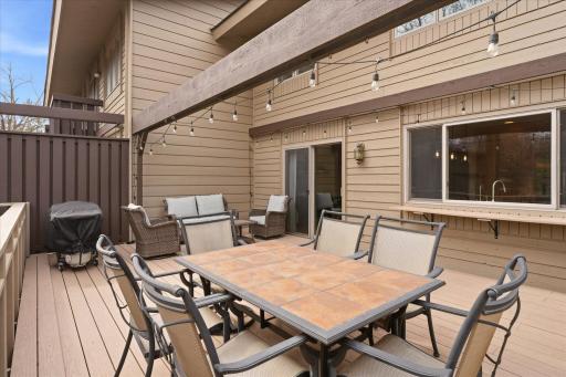 140 Birnamwood Drive, Burnsville, MN 55337