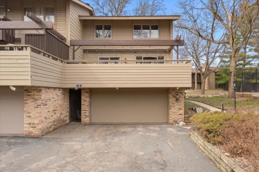 Fabulous two-story end unit Birnamwood townhome! This special neighborhood offers a community pool, tennis court and two playgrounds. Plus, walking distance to Birnamwood Golf Course.