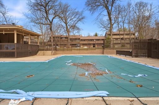 And a neighborhood pool to enjoy this summer!