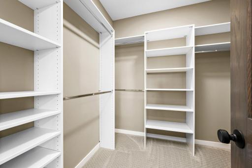 16-web-or-mls-13728-enfield-ave-n.jpg