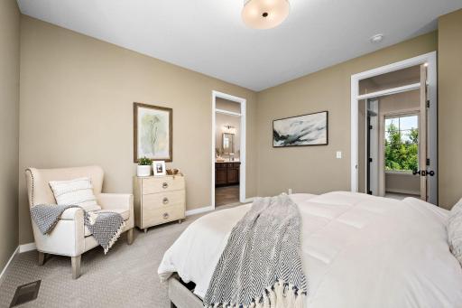 13-web-or-mls-13728-enfield-ave-n.jpg