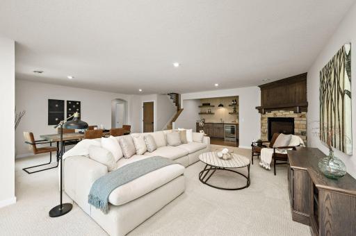 23-web-or-mls-13728-enfield-ave-n.jpg