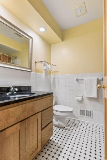 2231 Quebec Avenue S, Minneapolis, MN 55426