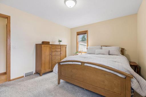 2231 Quebec Avenue S, Minneapolis, MN 55426