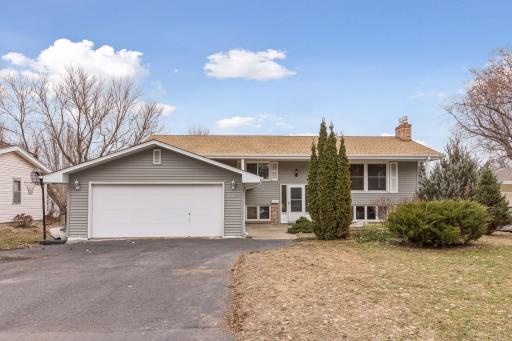 2231 Quebec Avenue S, Minneapolis, MN 55426