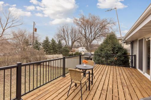 2231 Quebec Avenue S, Minneapolis, MN 55426