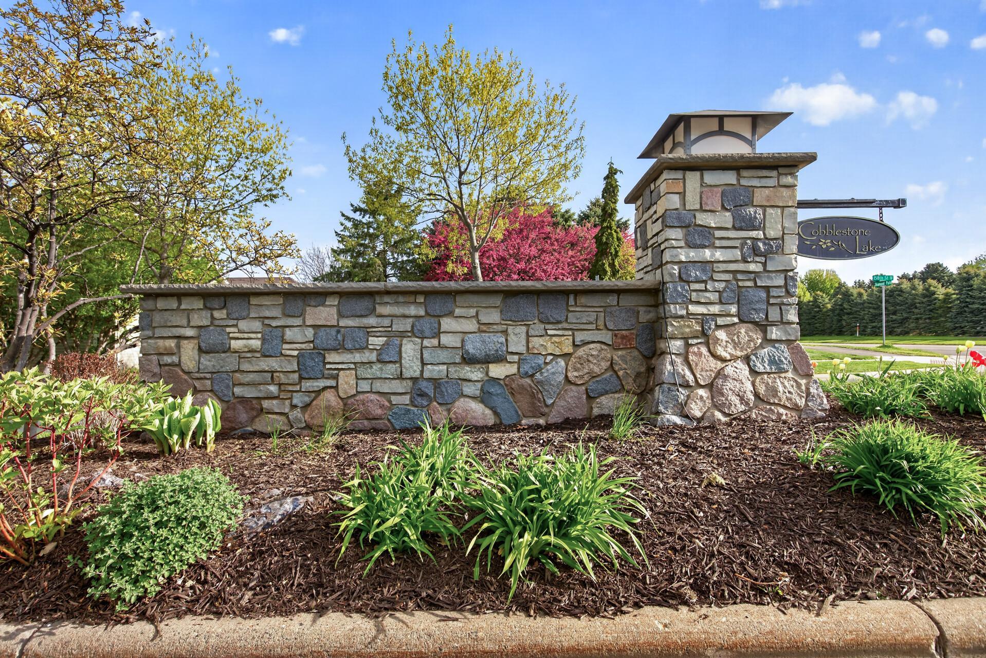 19_15837_Drawstone19_mls.jpg