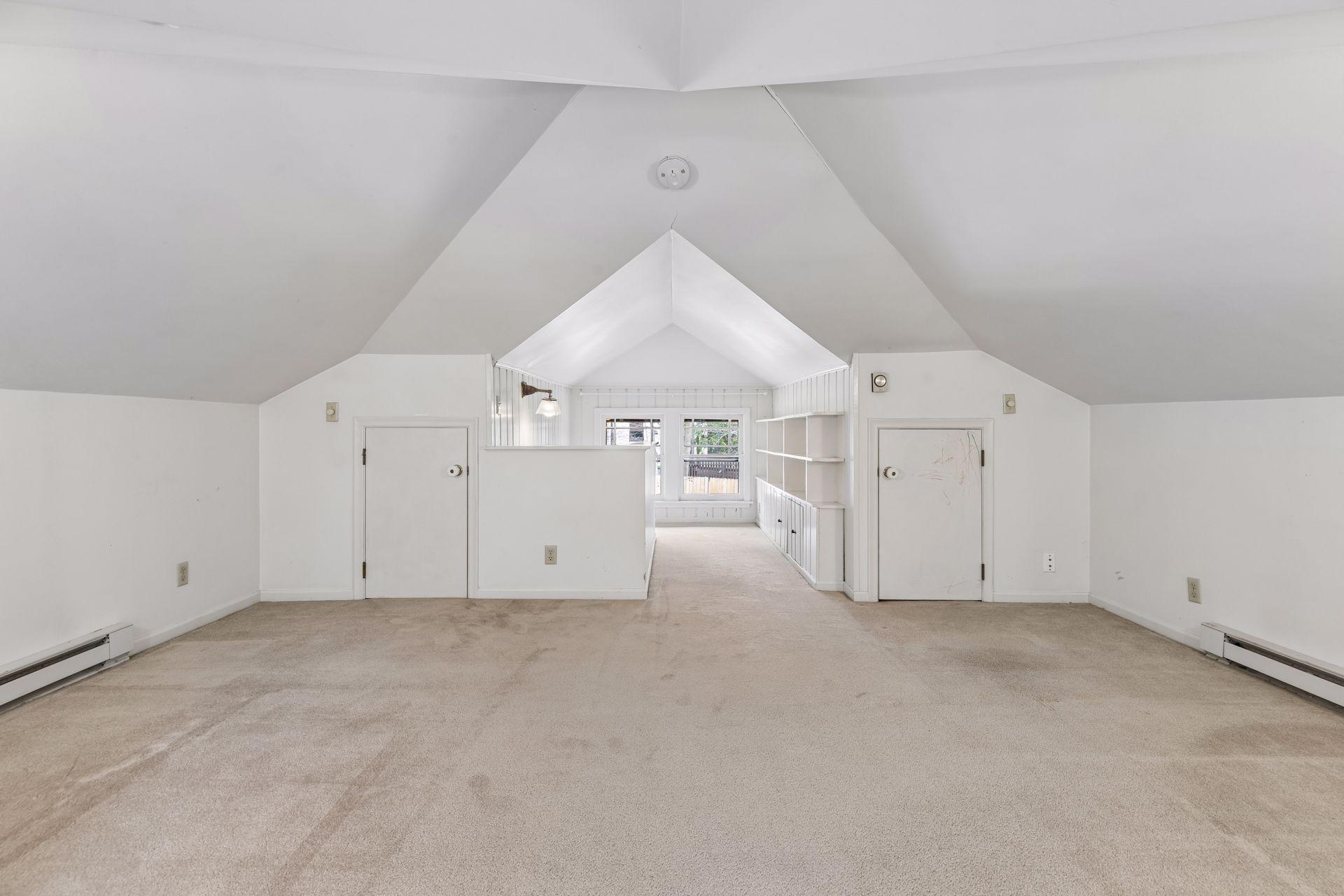 Upper level Bonus/Flex Room