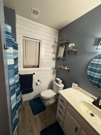 102 Meadowview Street, Marshall, MN 56258