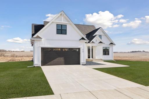 610 Field Point Street, Roberts, WI 54023