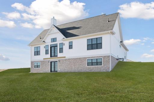 610 Field Point Street, Roberts, WI 54023