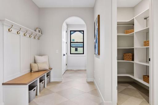 6302 Poplar Lane - Spacecrafting - 0042.jpg