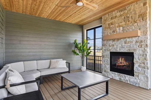 6302 Poplar Lane - Spacecrafting - 0037.jpg