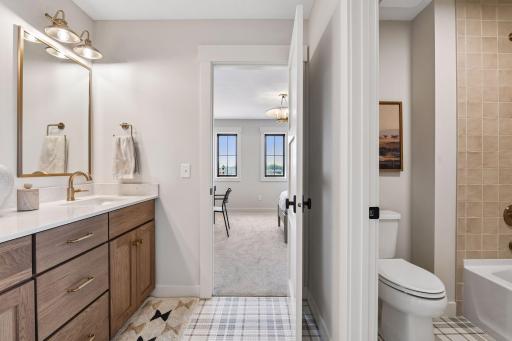 6302 Poplar Lane - Spacecrafting - 0052.jpg