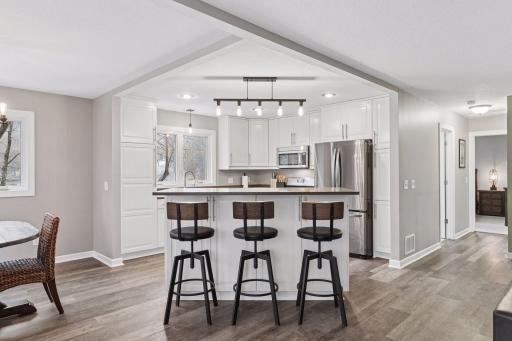 5420 Spring Lane, Minnetonka, MN 55345