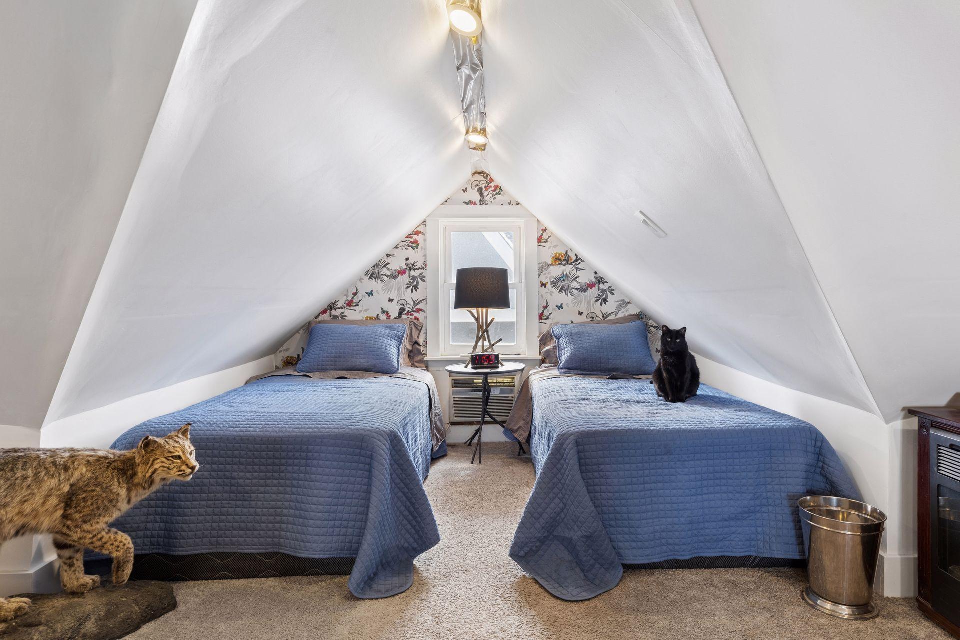 Non-conforming 3rd Bedroom