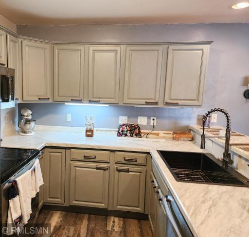 Kitchen b (1 of 1).jpg