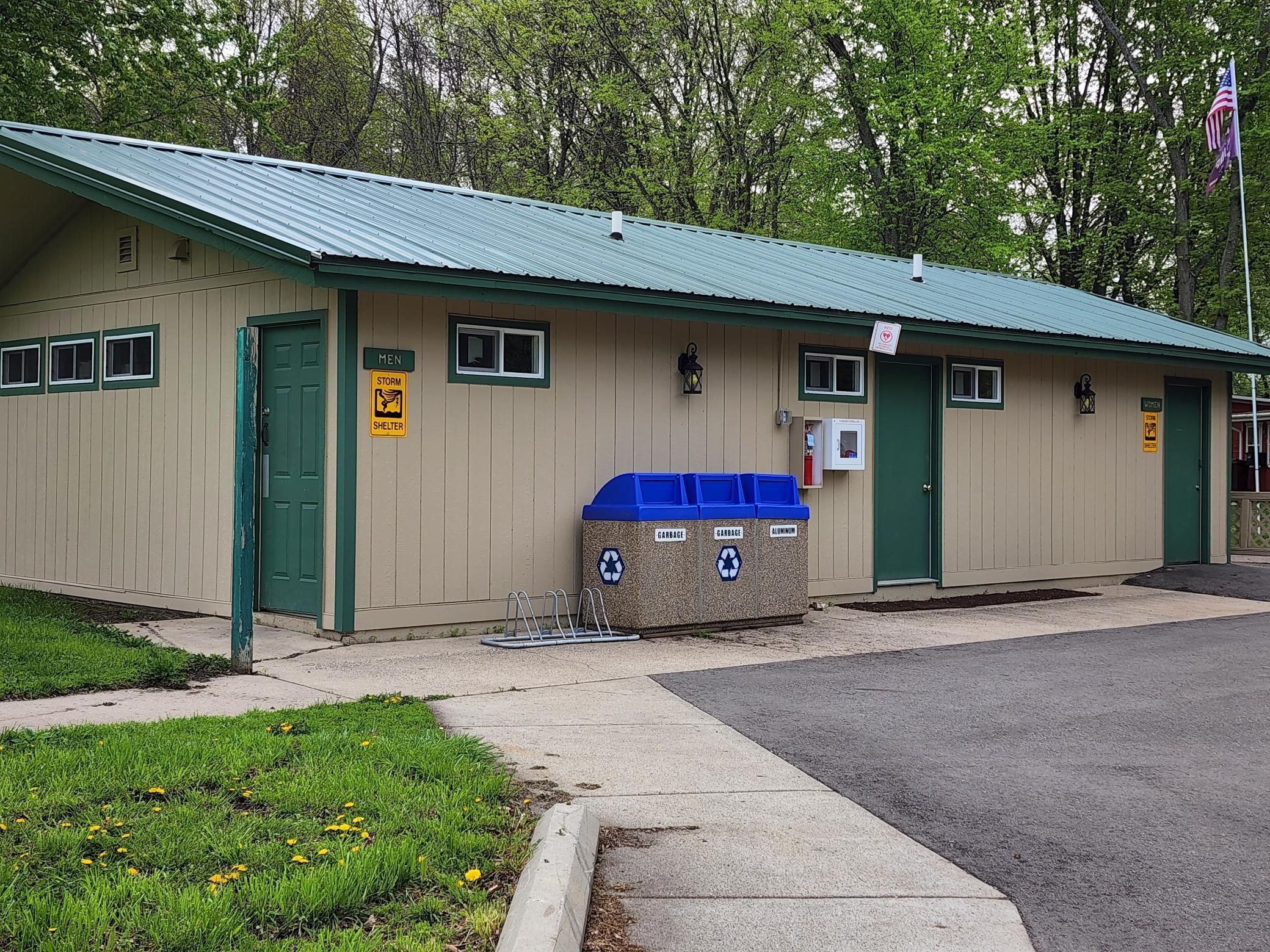 Pool bathhouse near Unit 234