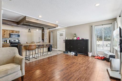112704 Hundertmark Road, Chaska, MN 55318