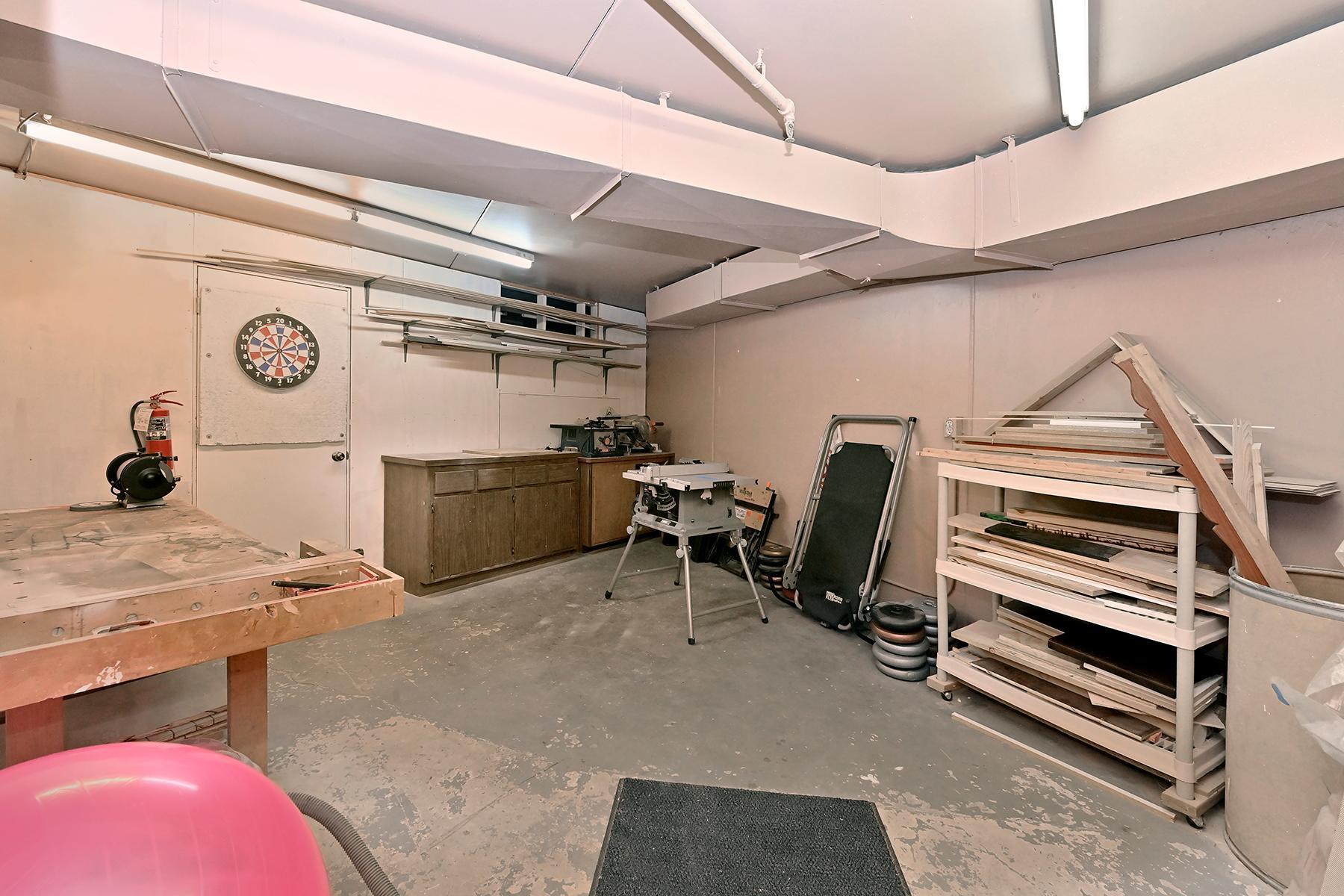 1700 Lexington Ave 7 MLS.jpg